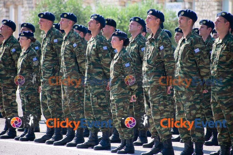 Η ορκωμοσία των νεοσυλλέκτων στο 2/39 Σύνταγμα Ευζώνων Μεσολογγίου (Ά Μέρος)