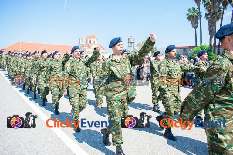 Η ορκωμοσία των νεοσυλλέκτων στο 2/39 Σύνταγμα Ευζώνων Μεσολογγίου (΄Β Μέρος)